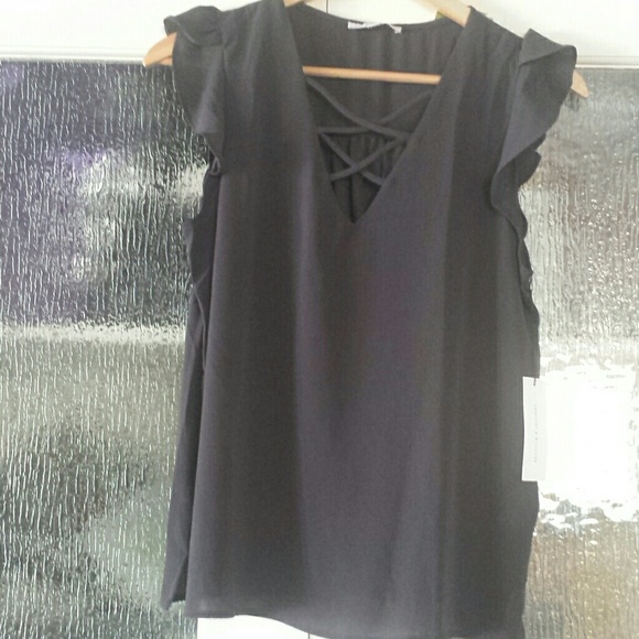 crescent & Willough Tops - Gray blouse crescent & Willough Tops - Gray blouse